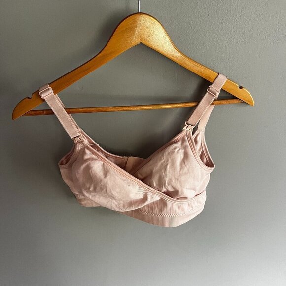Maternity Pink Nursing bra Size Medium Breastfeeding New with tags - Picture 1 of 6